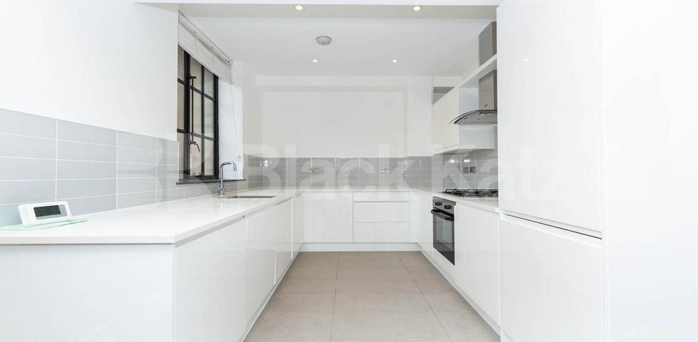 			STUNNING 2 BEDROOM WAREHOUSE APARTMENT, 2 Bedroom, 1 bath, 1 reception Flat			 SPRINGFIELD HOUSE LOFTS-TYSSEN STREET, DALSTON-HAGGERSTON-SHOREDITCH